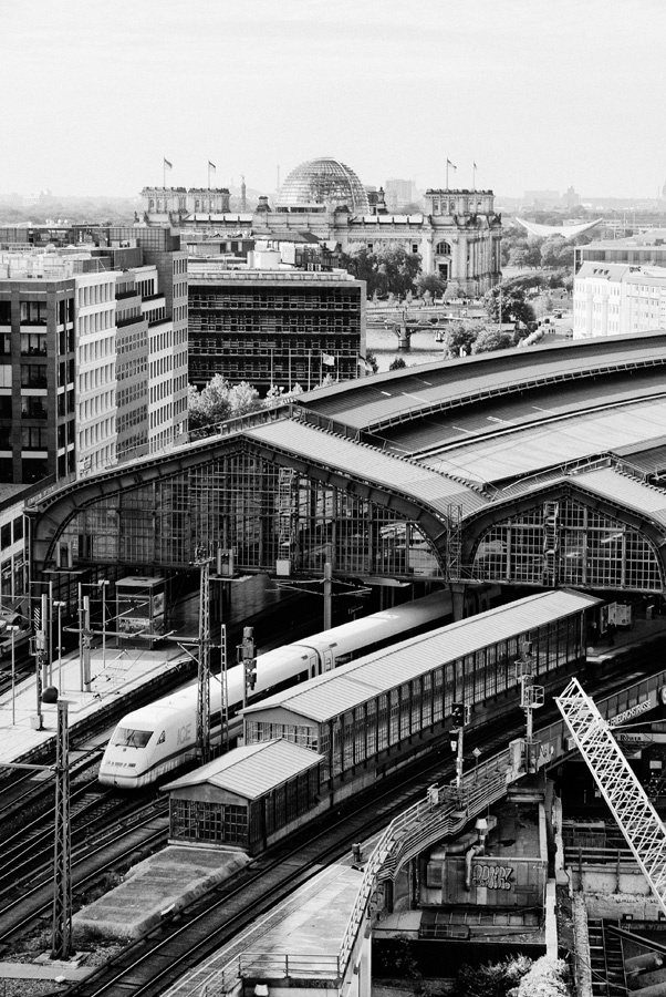 S Friedrichstraße with Reichstag