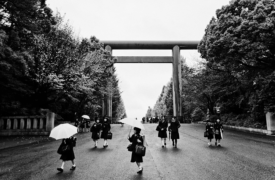 Tokyo – Children returning home after school
